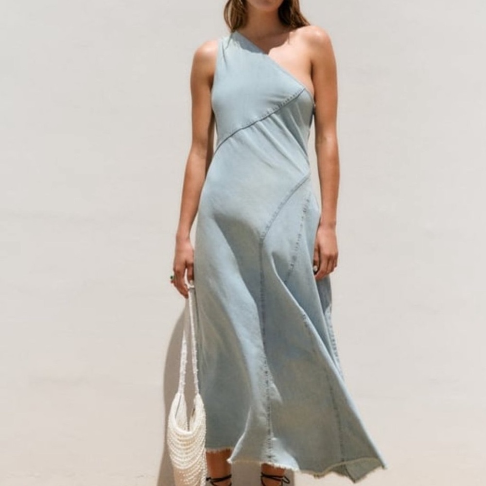 Zara Asymmetric Light Blue Denim Dress size Small